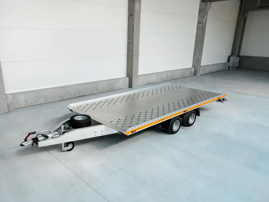 Gromex L2-2700  Przyczepa GROMEX L2-2700 | 4,12 m | 2 osie | DMC 2700 kg