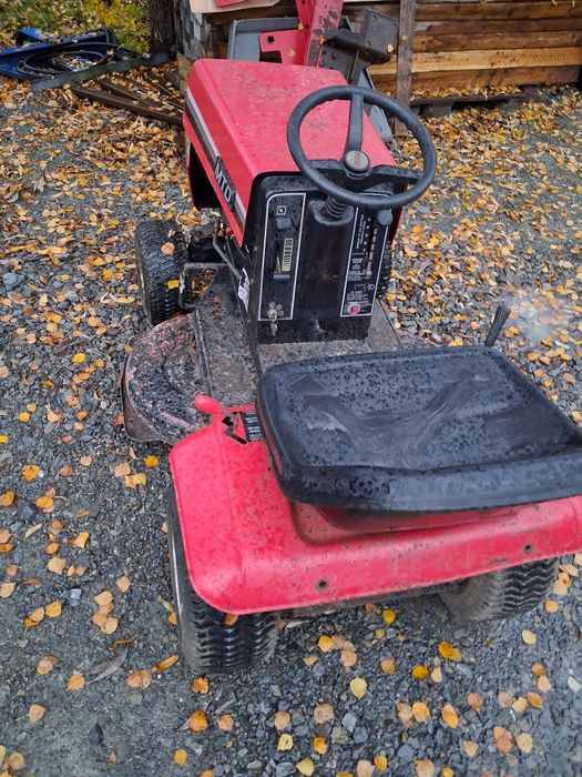 Kosiarka traktorek mtd b&s