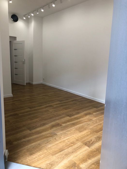 Sprzedam świeżo wyremontowany lokal 50m2 OKAZJA