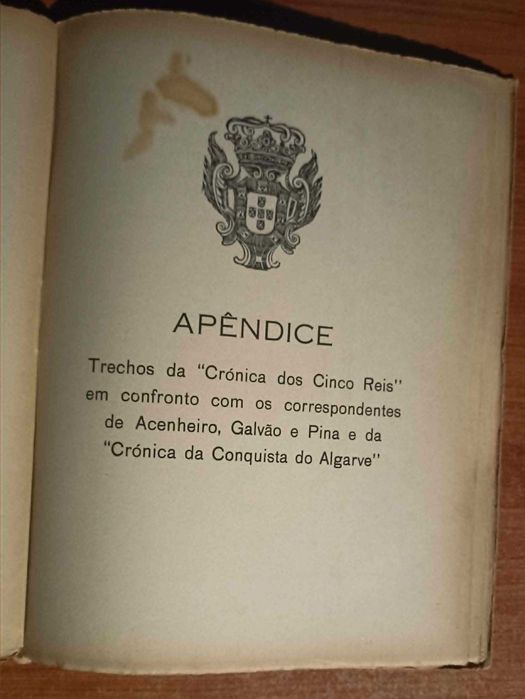 Fernão Lopes, suas "crónicas perdidas" e a crónica geral do reino por A. de Magalhães Basto (1943)
