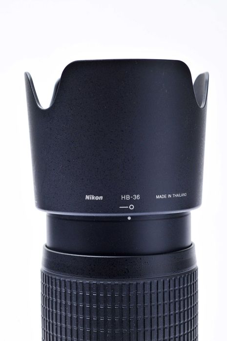 Nikon 70-300 VR 4.5-5.6 ( seminova)