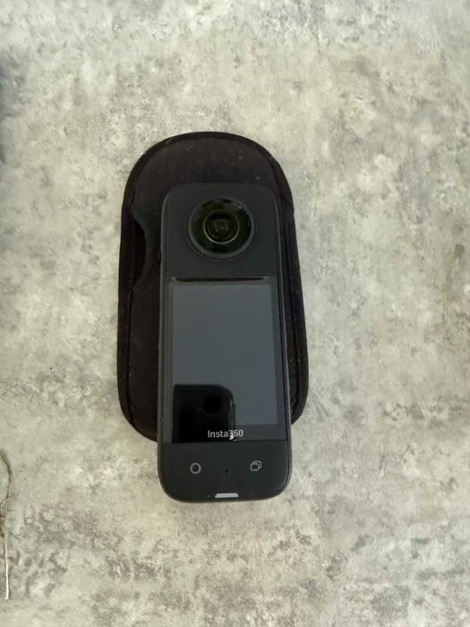 Insta360 X3 – kamera 360°  plus stick i zapasowa bateria
