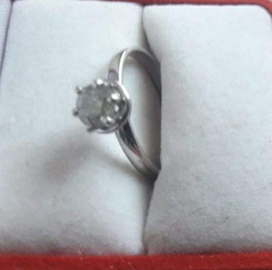 0,74кр кольцо с бриллиантом в белом золоте 585 проба