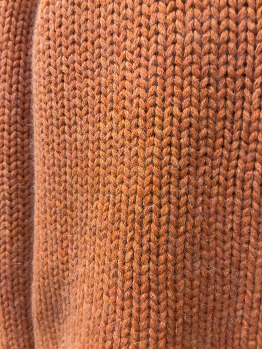 Sweter S lambswool,piekny kolor,jak nowy