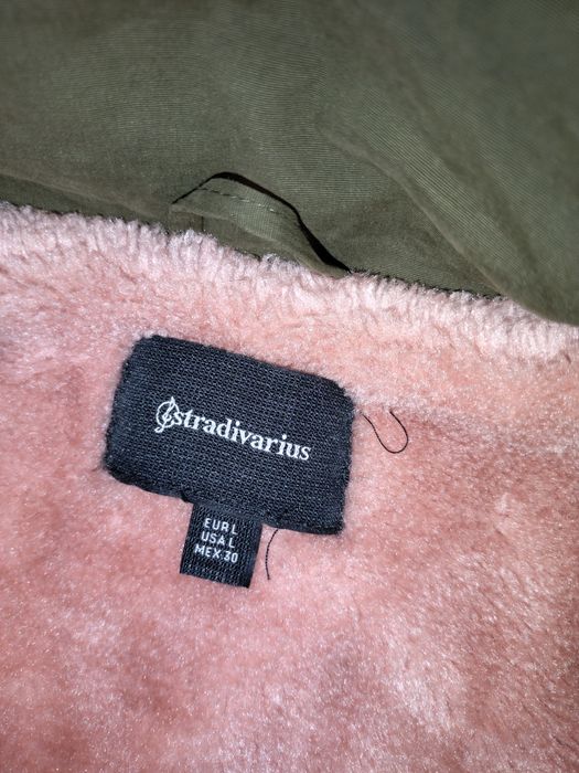 Парка жіноча Stradivarius