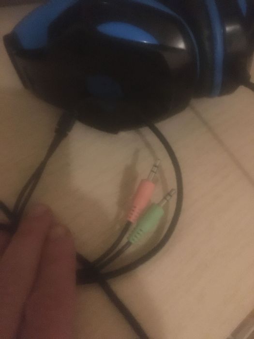 Навушники для комп’ютера.