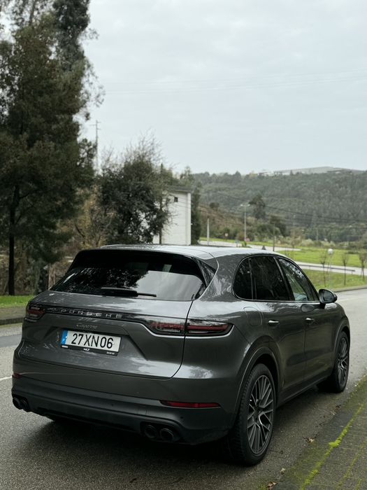 Porshe Cayenne Platinum Edition Nacional