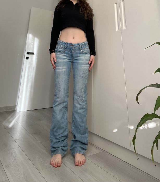 Джинсы низкая талия прямые bootcut flared 36 скинни 2000s 90s голубые