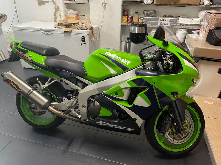 Mota Kawasaki ninja 600