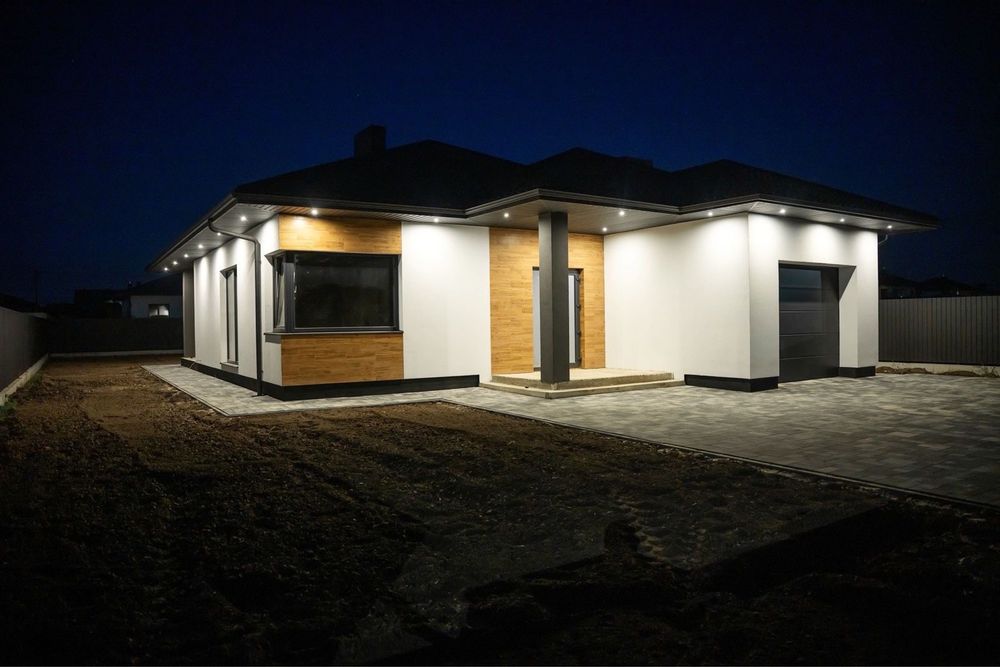 Продам будинок в. Набережна 11 в селі Боратин