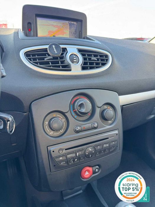Renault Clio 1.2 Dynamique 75cv