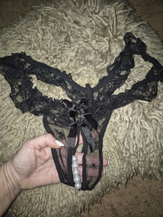 Эротическое белье. Трусы с жемчужинами