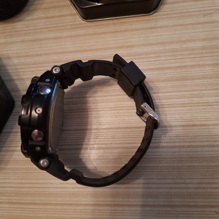 Часы  Casio G-shock 5302