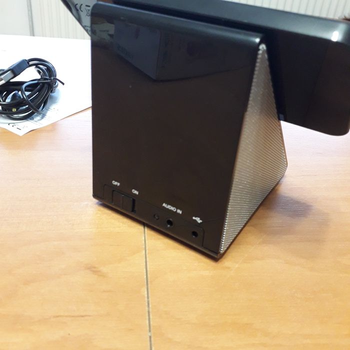 Głośnik przewodowy do telefonu.