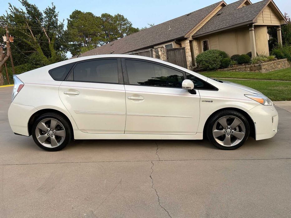 Toyota Prius Persona Series      2015