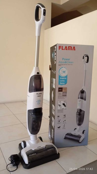 Aspirador Vertical FLAMA 1690FL Água 3em1