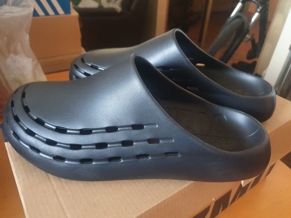 Klapki codzienne ECCO COZMO SLIDE 42 EU  26,5 CM