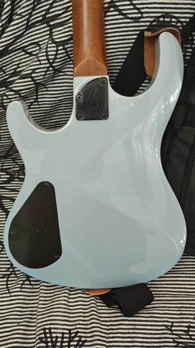 Guitarra Elétrica Headless Harley Benton Dullahan-FT 24