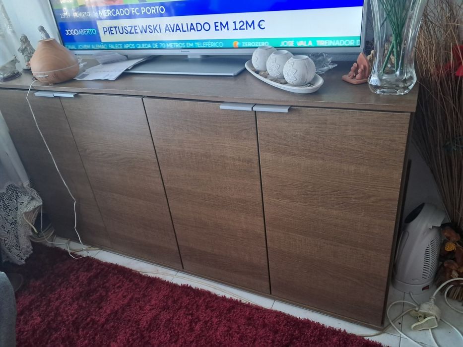 Móvel de sala em bom estado