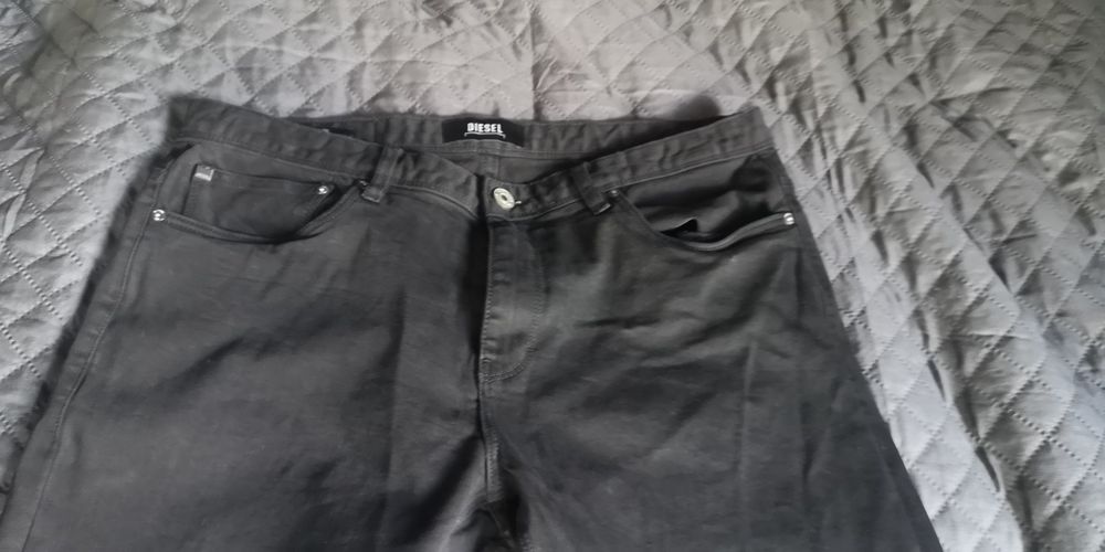 Spodnie jeansowe Diesel rozm. 34/32, L pas 90 cm