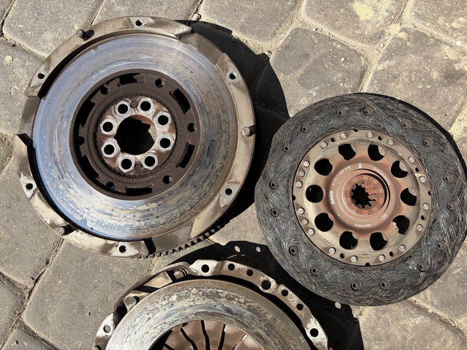 Sprzeglo dwumasa bmw e36 z3 e39 2.8i m52