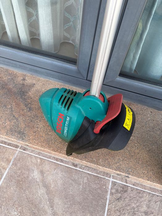 Dois aparadores de realva da bosh com duas medidas