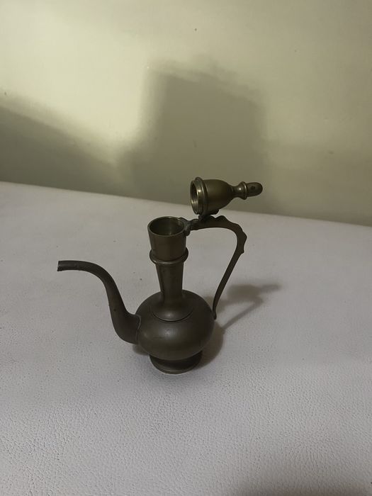 Bule miniatura antigo