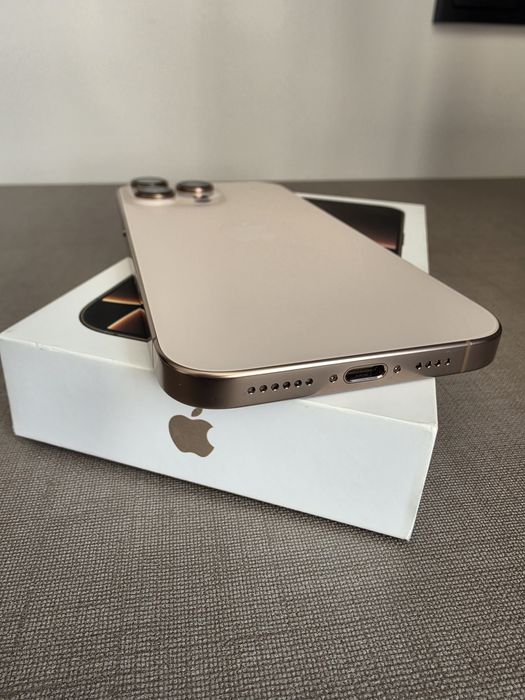 iPhone 16 Pro Max 512GB Desert Titanium, стан нового, Гарантія + Топ-комплект