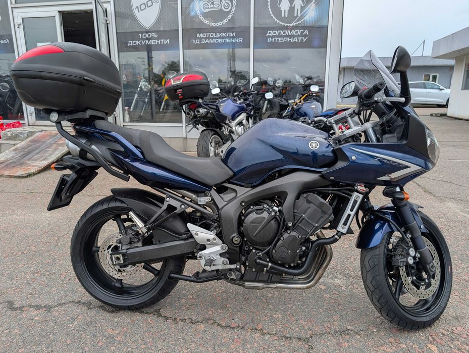 Мотоцикл Yamaha FZ6 Fazer S2 MoToBaZa
