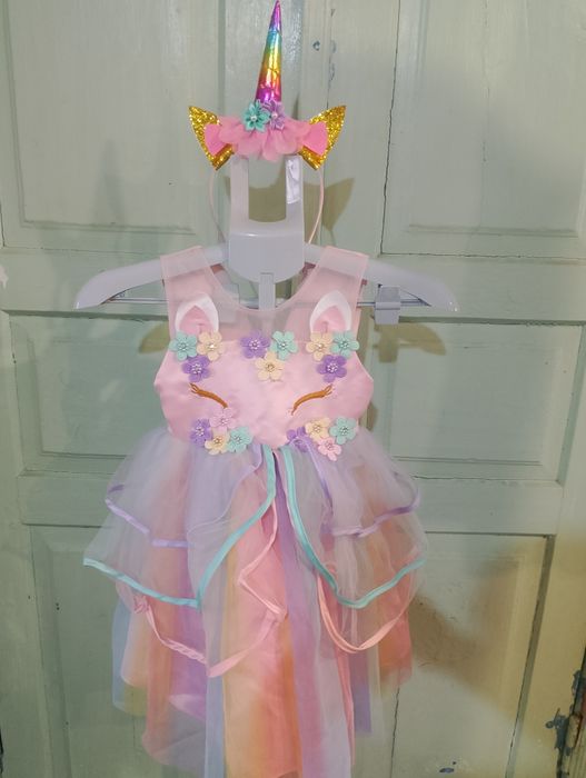 Святкова сукня на 4-5 роки