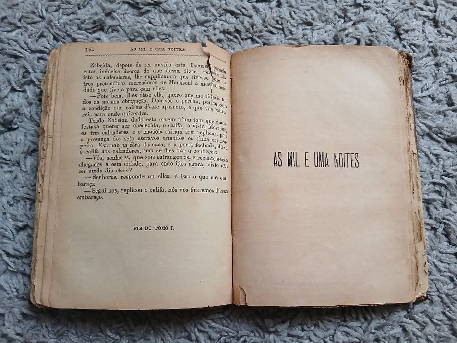 Livro antigo Ano 1882 As mil e uma noine Tomo 1 e 2