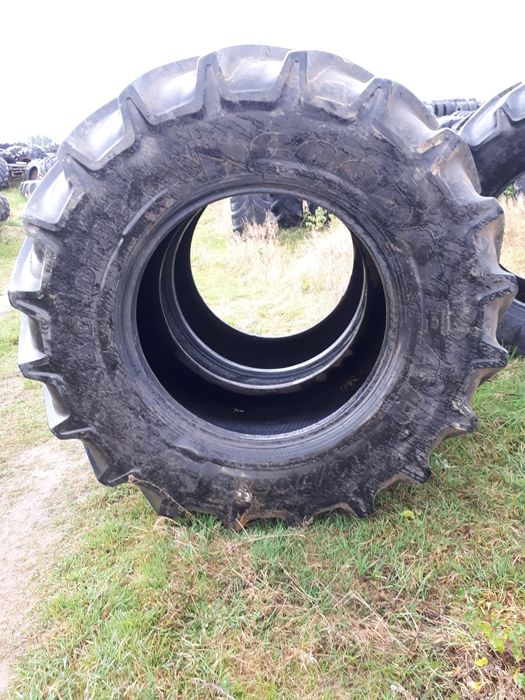 Ładna para opony zachodnie GOODYEAR OPTITRAC  DT824 710/70 R - 38
