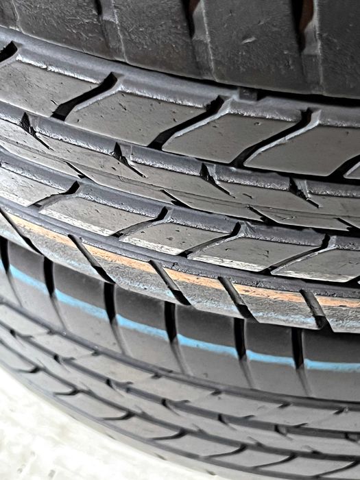 Pneus Goodyear Efficient Grip - 205/50/17 - Como NOVOS