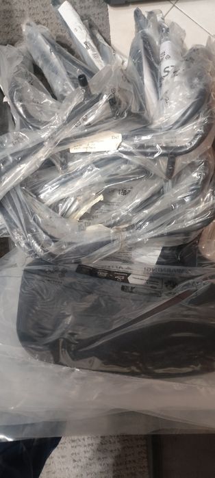 Cadeira IKEA pretas (novas)