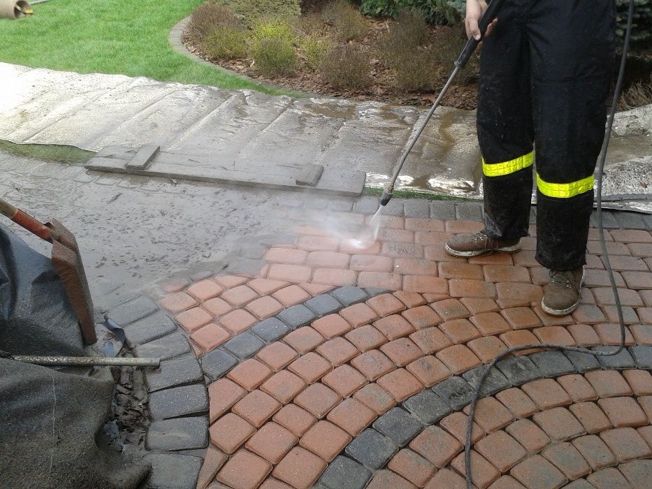 Automatyczne systemy nawadniania Zakładanie trawników i ogrodów