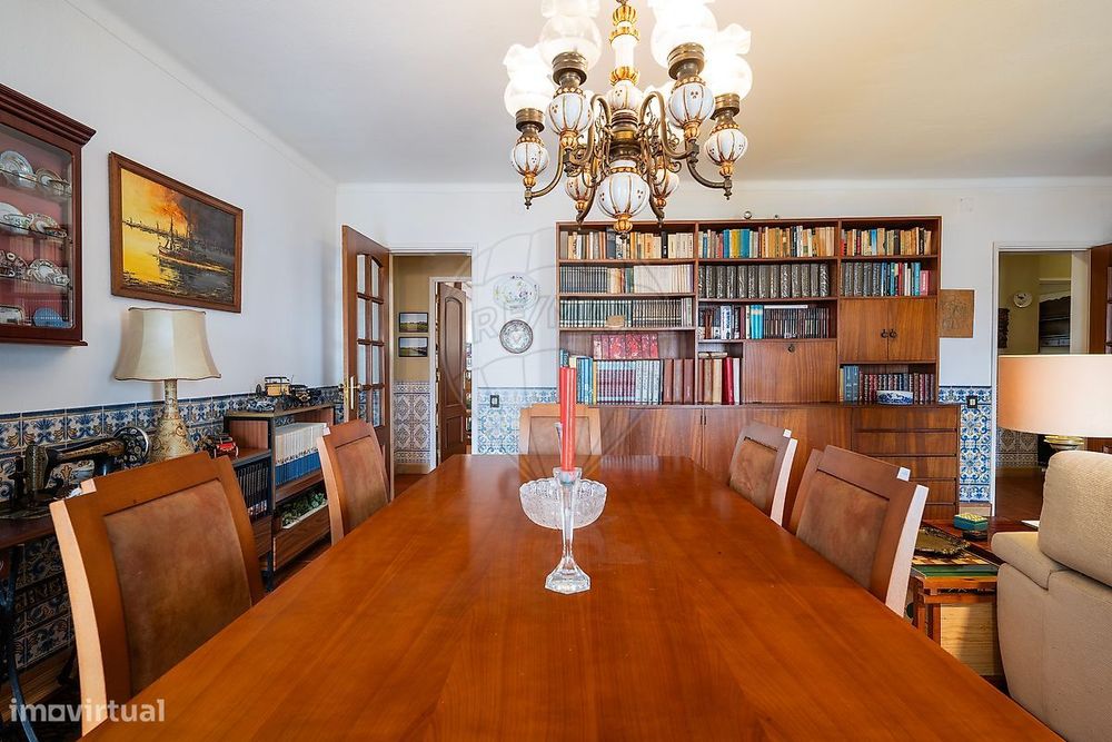 Apartamento T4 para venda