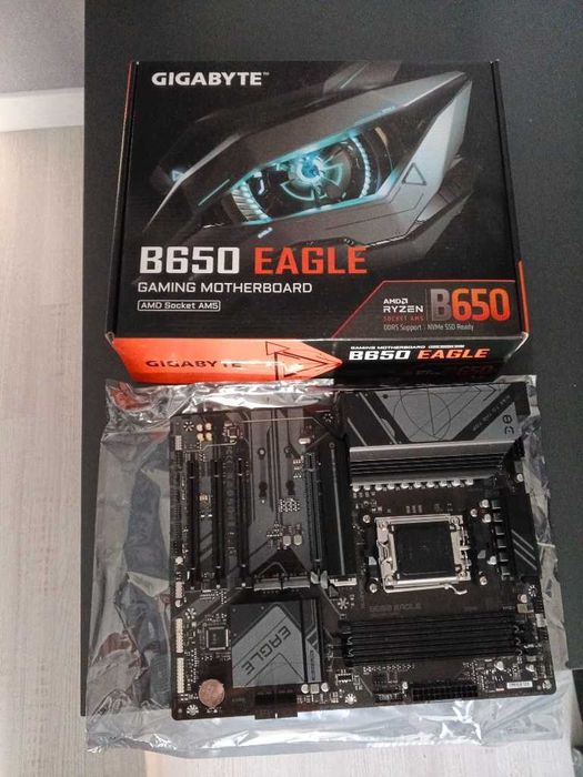 Материнська плата: Gigabyte B650 EAGLE Socket AM5, нова, але є нюанс.