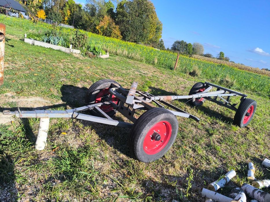 Wóz metalowy traktorowy