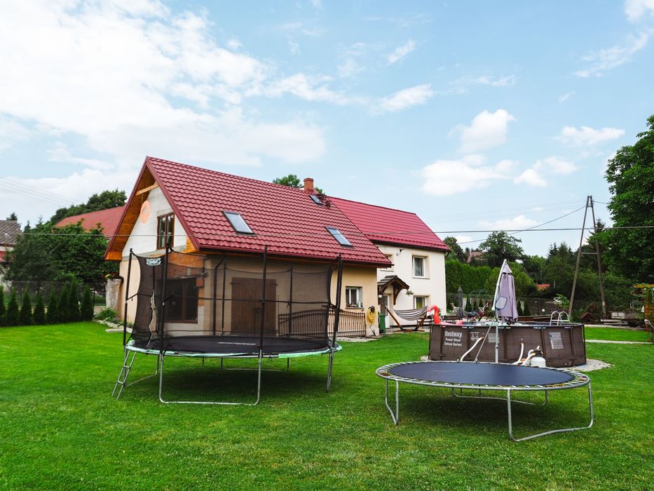 Domek do 15 osób | sauna, basen, plac zabaw | Pomocne