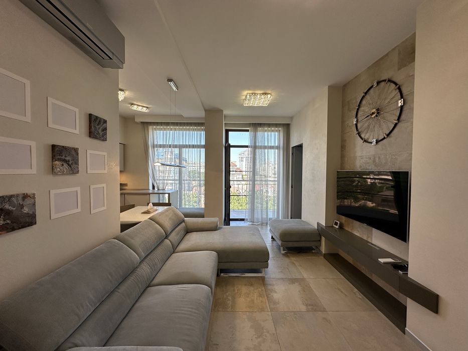 Шикарная 2к на Французском бульваре