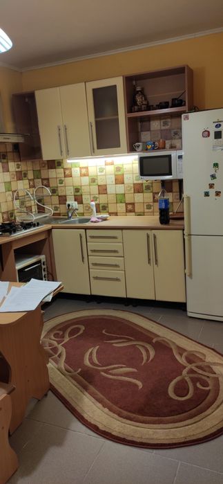 Здаю свою двокімнатну квартиру з автономним газовим опаленням