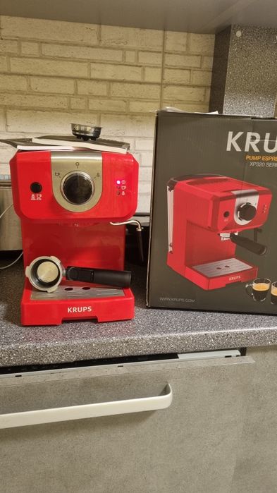 кавомашина, кавоварка 2 ріжкові Krups, DeLonghi