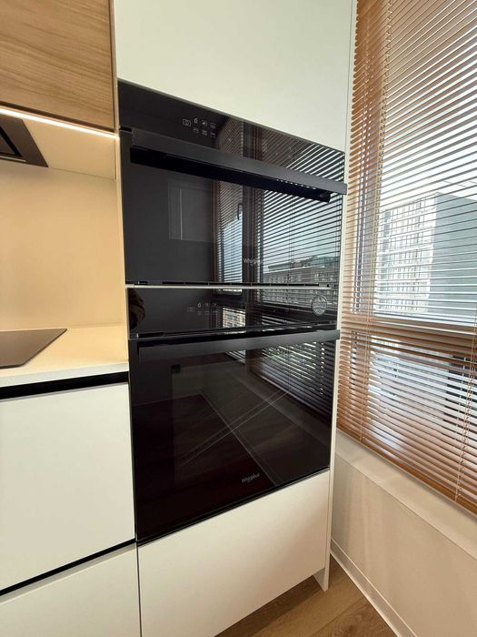 Добротна 2 кімнатна в центрі ЖК А5