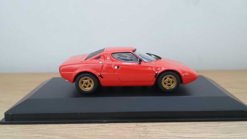 Lancia Stratos 1972 red (Minichamps) 1/43 1:43