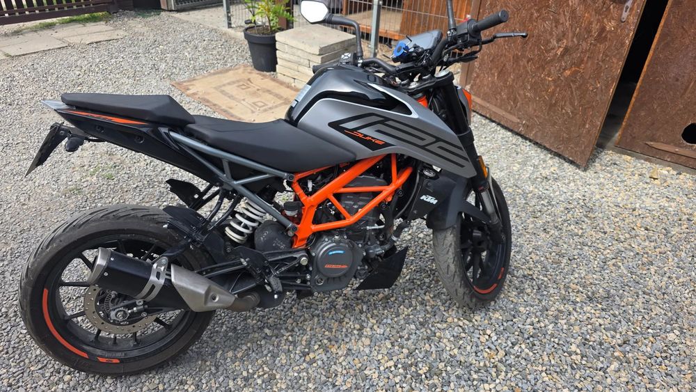 KTM Duke 125 Ktm duke 125 2021
