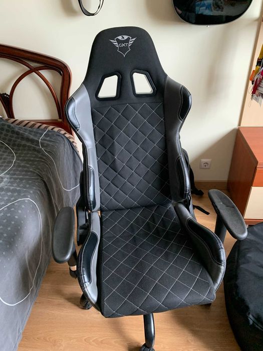Cadeira Gaming GXT