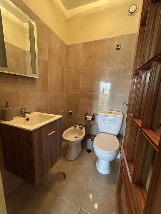 QUARTO COM CAMA DE CASAL, perto do Polo Universitario e Hospital São João. Disponível já!