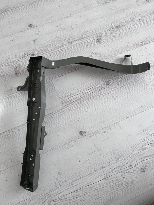 Права частина телевізора Toyota grand Highland 53202-0e910/532020e910