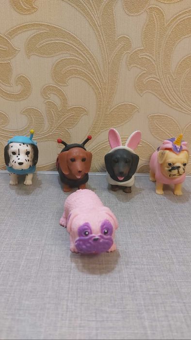 Разные игрушки  .