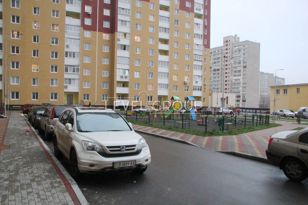 Продам 1-кімнатну квартиру, Подільський район, ЖК «Крістер Град», вул.Сергія Данченка 5